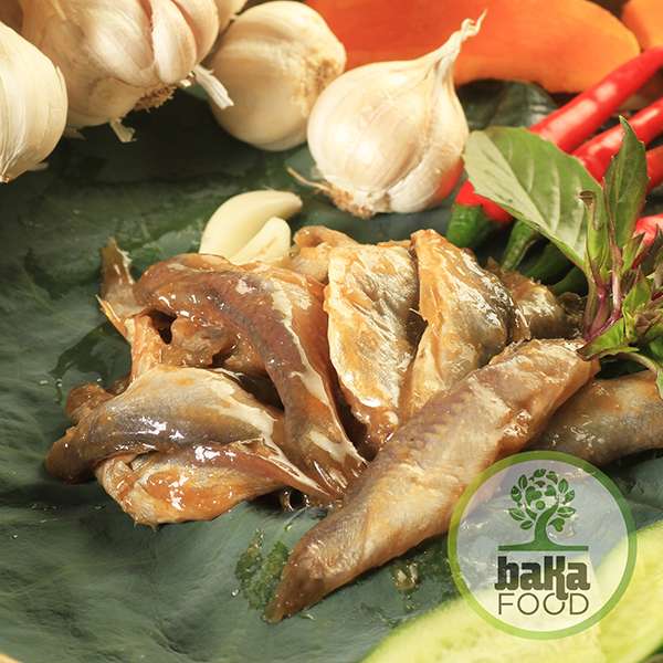 Bạn có thể tìm mua mắm cá linh thơm ngon đúng vị tại BAKAFOOD
