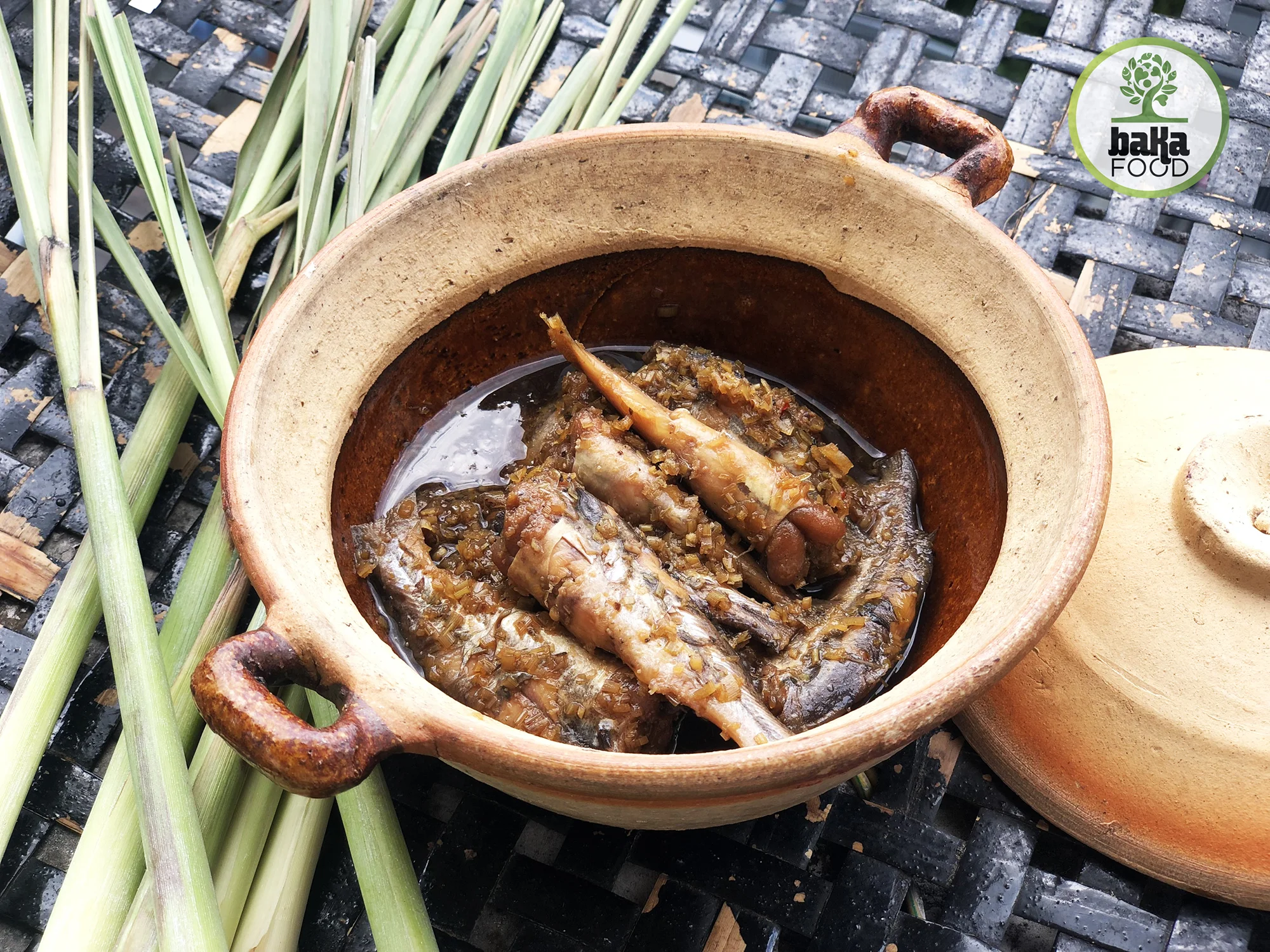 Cá Chốt Là Cá Gì? Cá Chốt Ăn Có Tốt Cho Sức Khoẻ Hay Không? 9 Cá chốt kho sả không chỉ ngon mà còn cung cấp cho cơ thể nhiều dưỡng chất quan trọng; như protein, canxi, phốt pho, sắt, vitamin B12 và omega-3