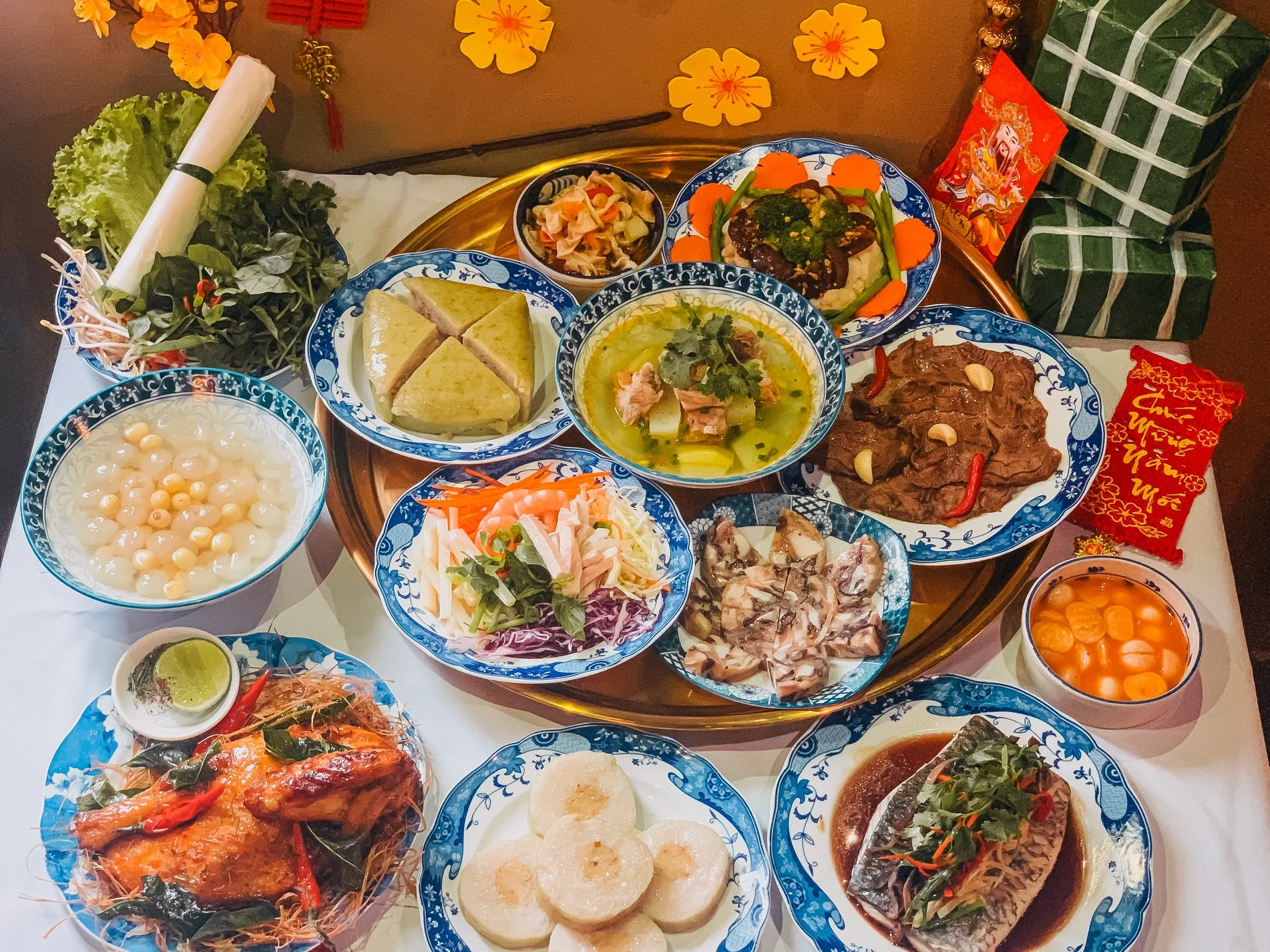Ý Nghĩa Của Mâm Cơm Ngày Tết Là Gì?