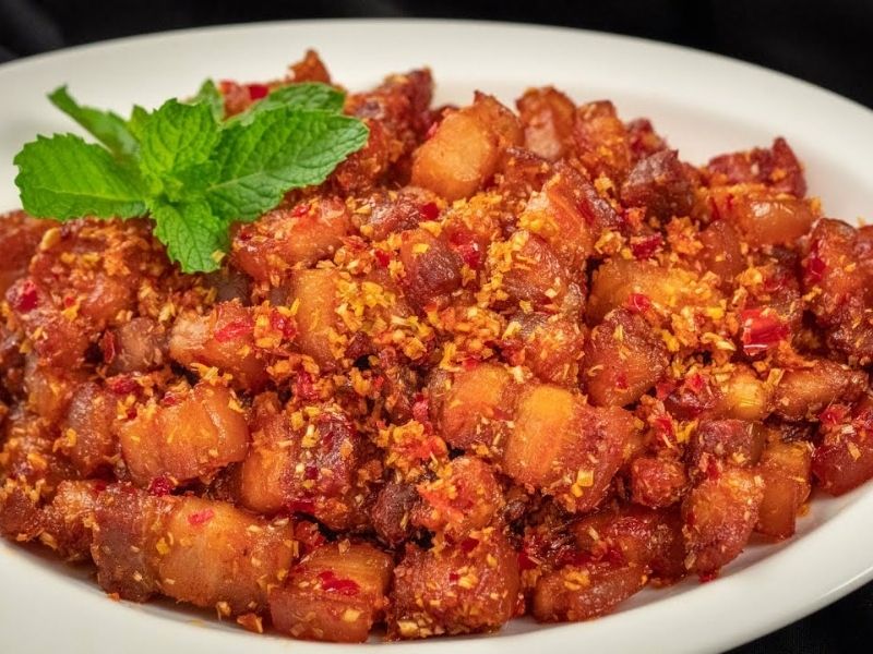 Cách Làm Thịt Heo Chiên Sả Ớt