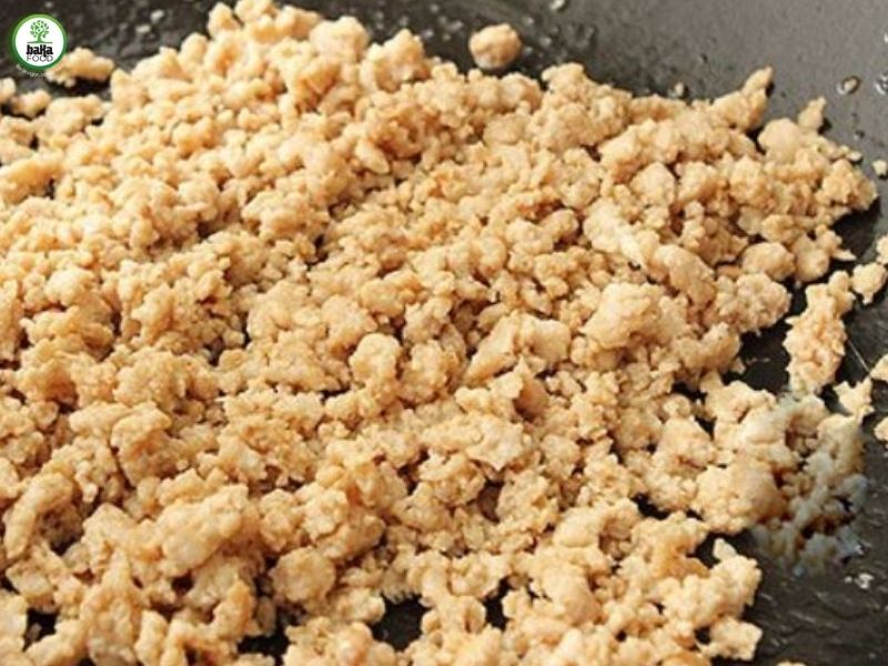 Xào thịt cho dậy mùi