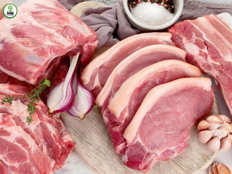 Top Các Món Ăn Từ Thịt Heo Thơm Ngon Khó Cưỡng 11 Chọn thịt heo tươi ngon là một trong những bước quan trọng để có được món ăn ngon