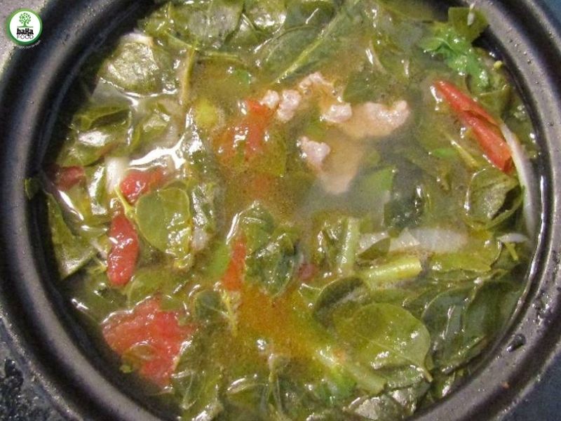 Cách Nấu Canh Lá Giang Thịt Heo Thơm Ngon Chuẩn Vị