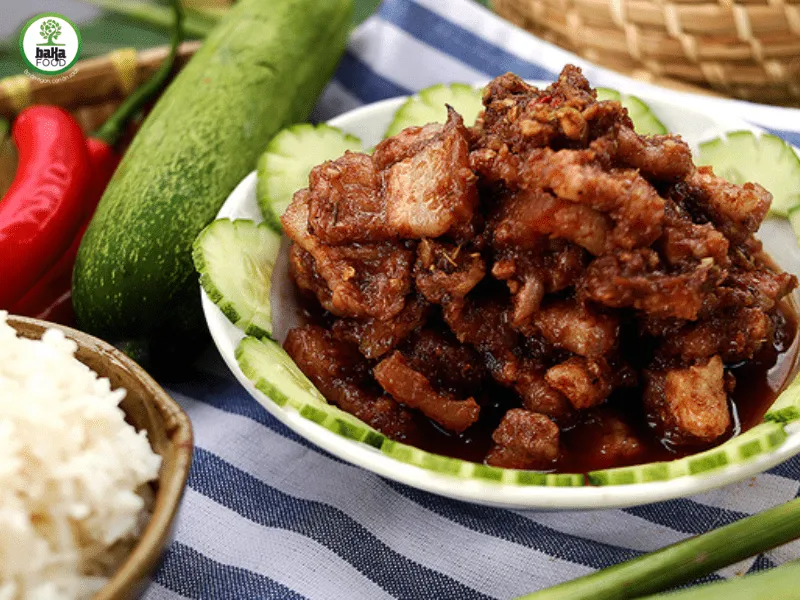 Các bước thực hiện cách làm thịt heo kho sả chi tiết, ai cũng làm được Các bước thực hiện cách làm thịt heo kho sả chi tiết, ai cũng làm được
