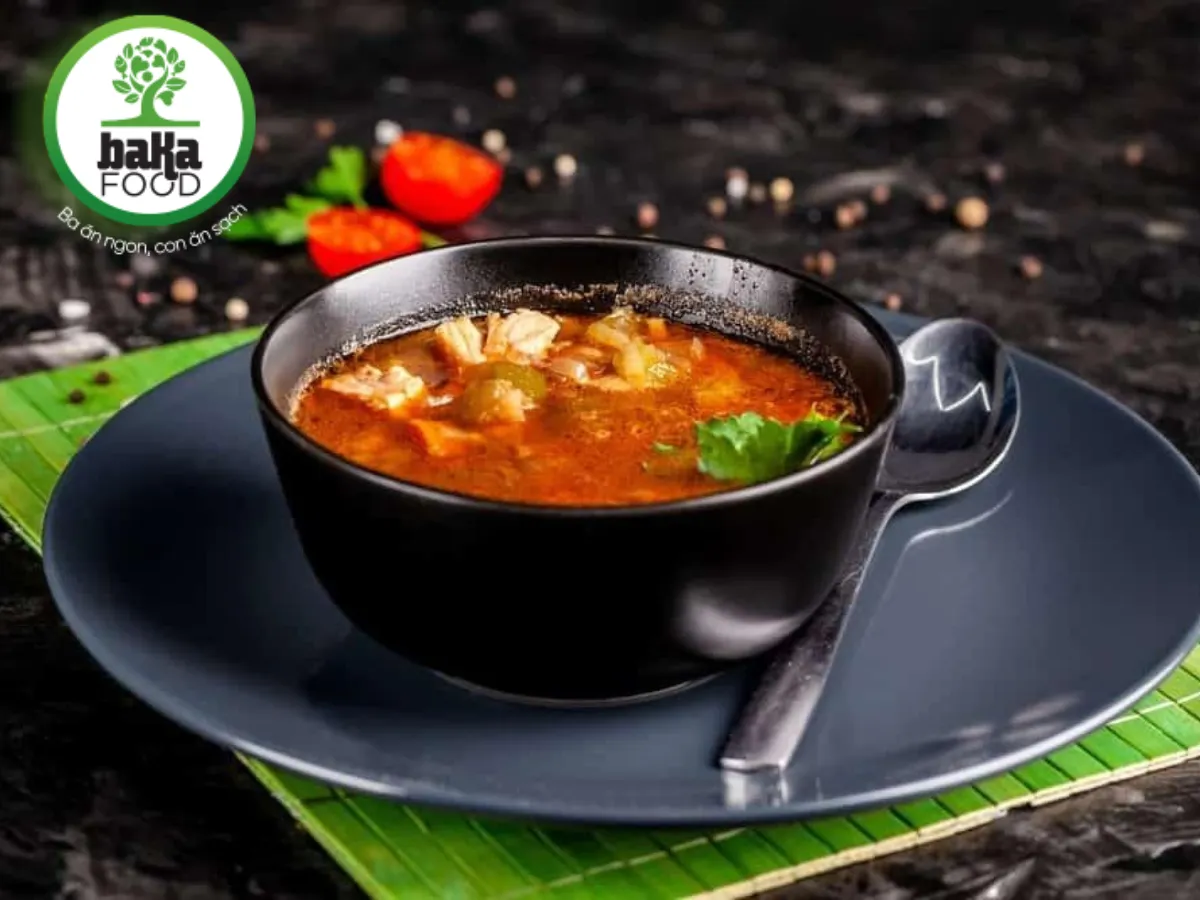 Cháo thịt heo cà chua là món ăn truyền thống, dân dã nhưng không kém phần tinh tế.