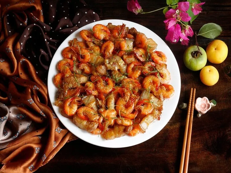 Cách Kho Thịt Heo Với Tôm Đậm Đà Chuẩn Vị
