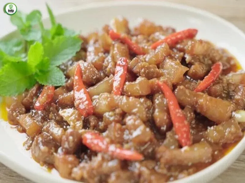 Hướng dẫn cách làm thịt heo kho ruốc sả chuẩn vị