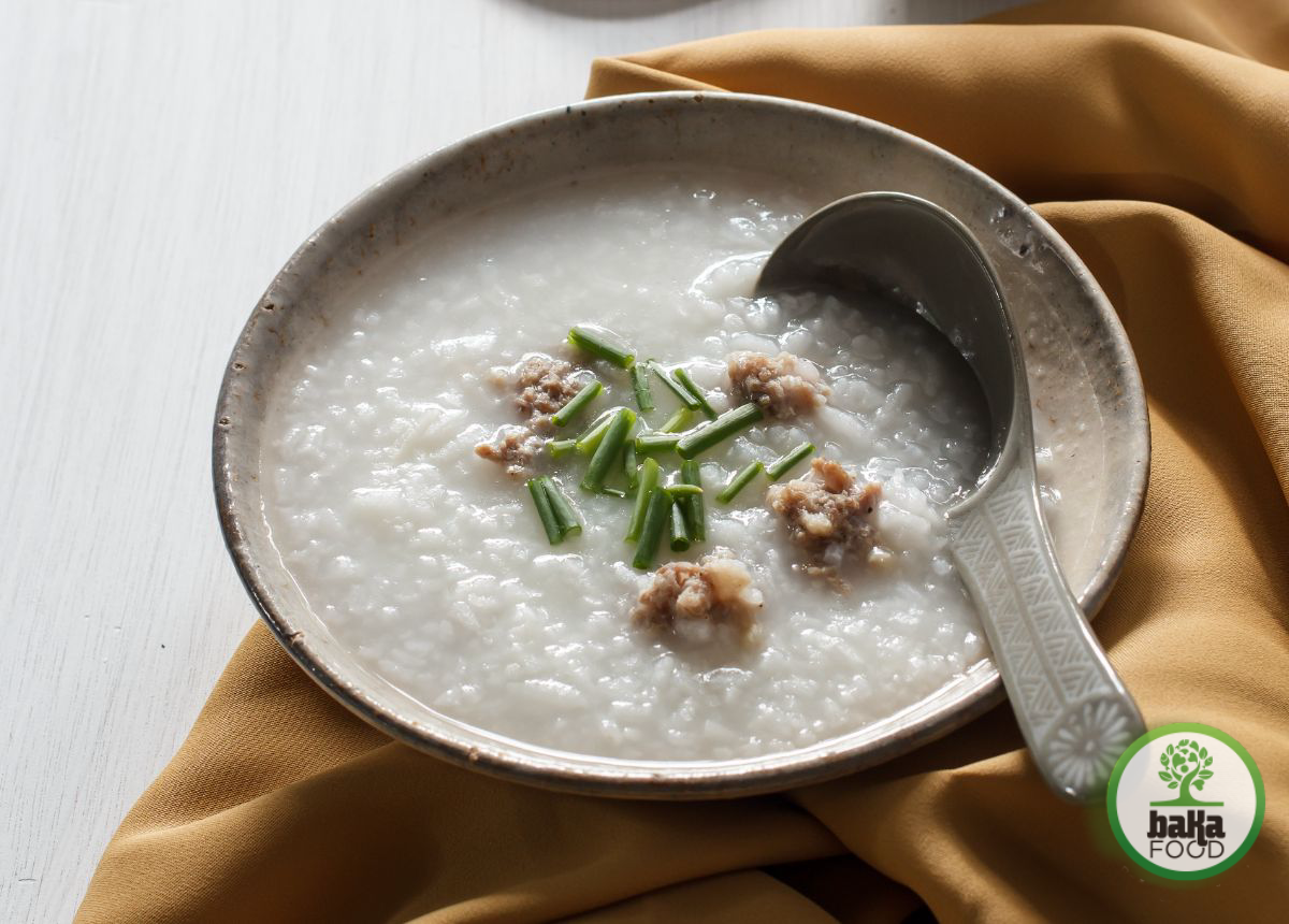 Quy trình nấu cháo thịt heo đơn giản