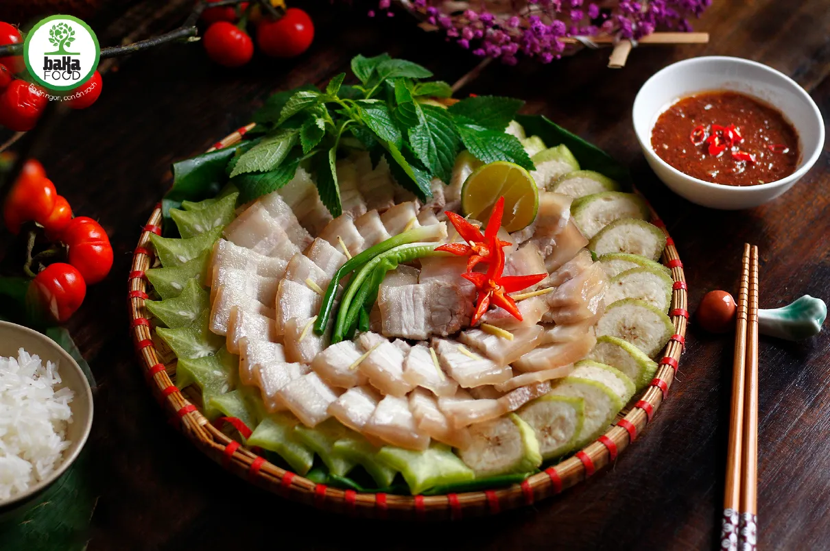 Việc hiểu và áp dụng đúng cách bảo quản thịt heo luộc qua đêm giúp đảm bảo an toàn và sức khỏe cho mọi người Việc hiểu và áp dụng đúng cách bảo quản thịt heo luộc qua đêm giúp đảm bảo an toàn và sức khỏe cho mọi người