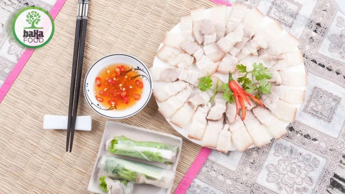 Cách cắt thịt heo luộc đúng thớ, mỏng đẹp Cách cắt thịt heo luộc đúng thớ, mỏng đẹp