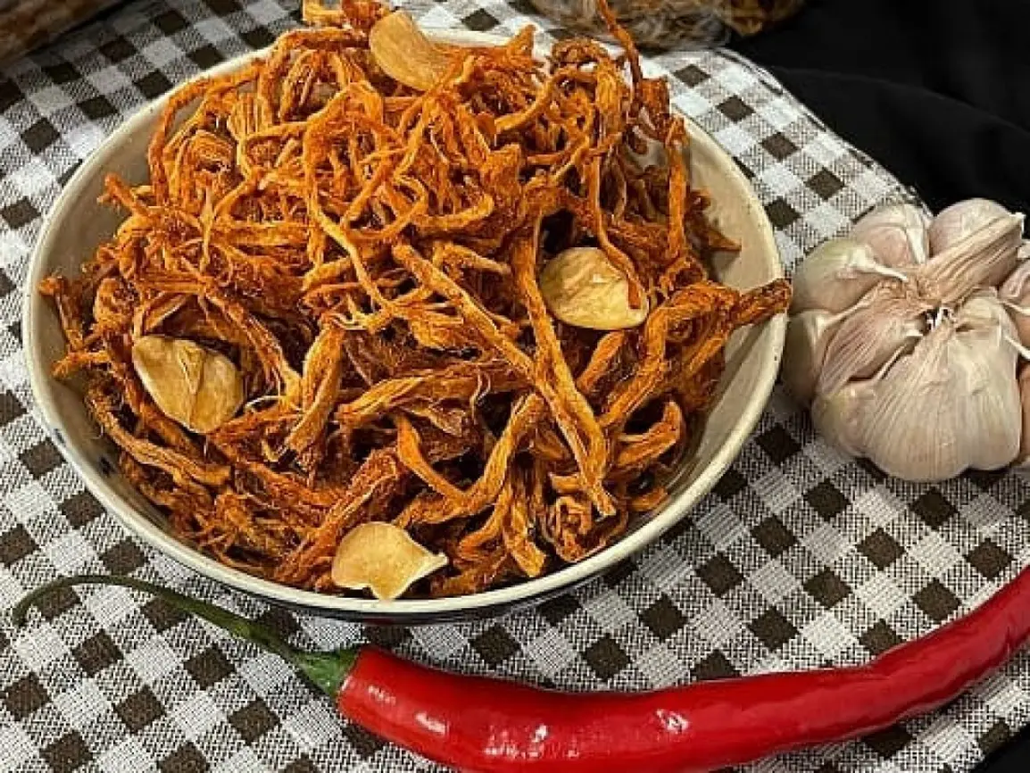 Cách Làm Thịt Heo Khô Cháy Tỏi Đơn Giản, Mềm Ngon Tại Nhà