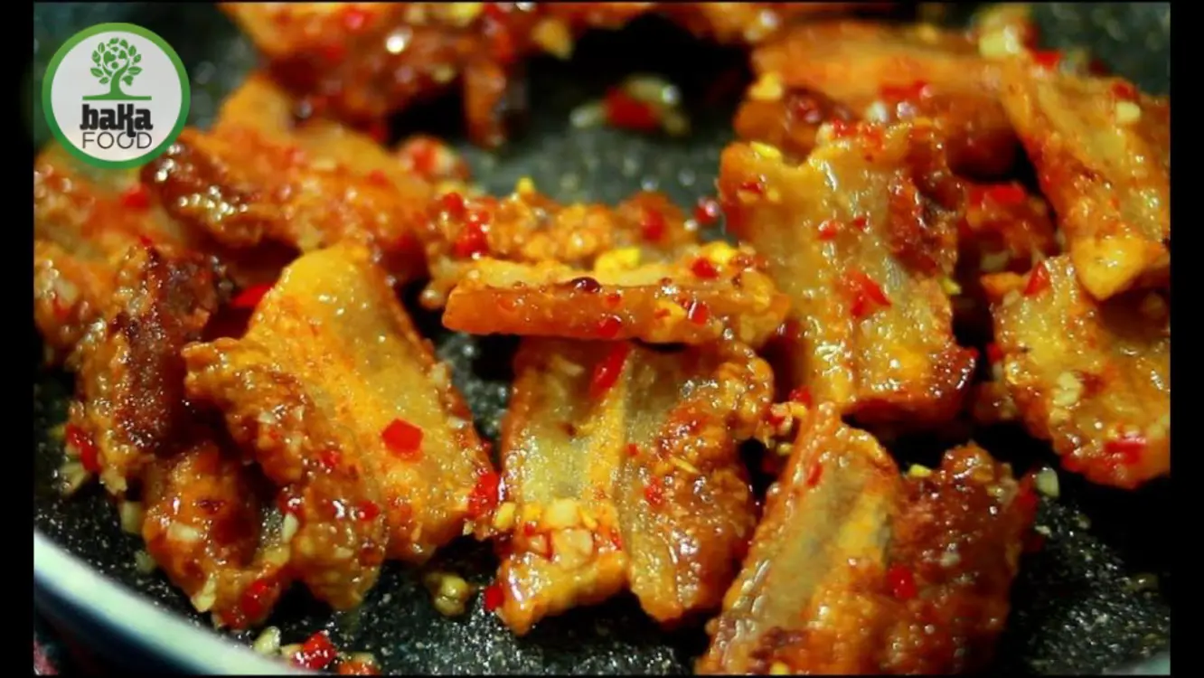 Cách chọn và sơ chế thịt heo để chiên