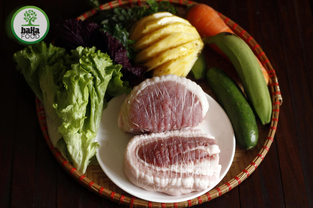 Nên bó thịt chặt theo hình cánh cung