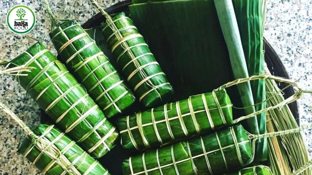 Bánh tét mang ý nghĩa đủ đầy, lưu giữ tinh thần Tết truyền thống qua nhiều thế hệ