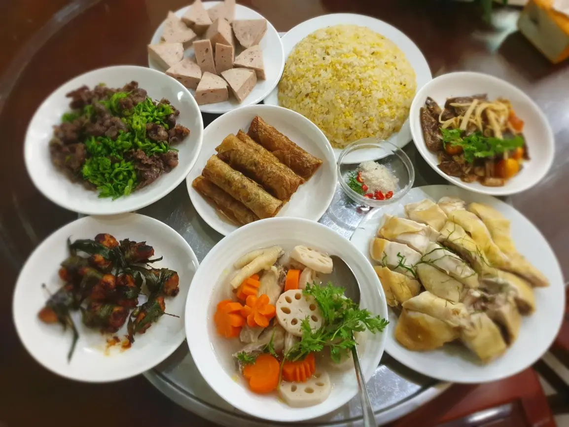 Gợi Ý Thực Đơn Mâm Cỗ Ngày Đông Ấm Cúng Cho Gia Đình