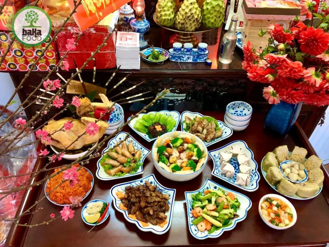 Mâm cơm truyền thống lưu giữ ký ức gia đình và nếp nhà người Việt Mâm cơm truyền thống lưu giữ ký ức gia đình và nếp nhà người Việt