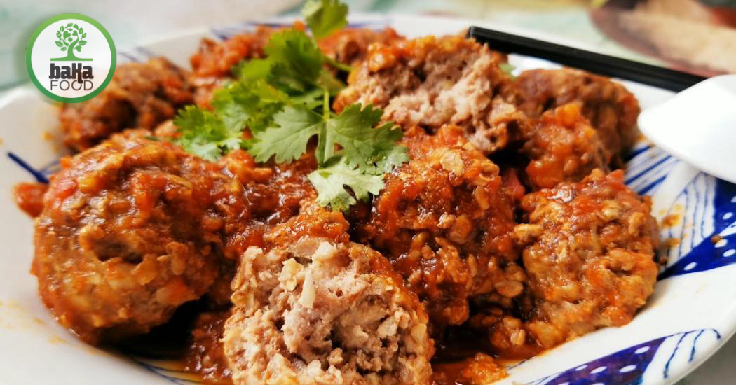 Chọn nguyên liệu chuẩn là bước đầu quan trọng để tạo nên món bò viên sốt bơ tỏi hấp dẫn