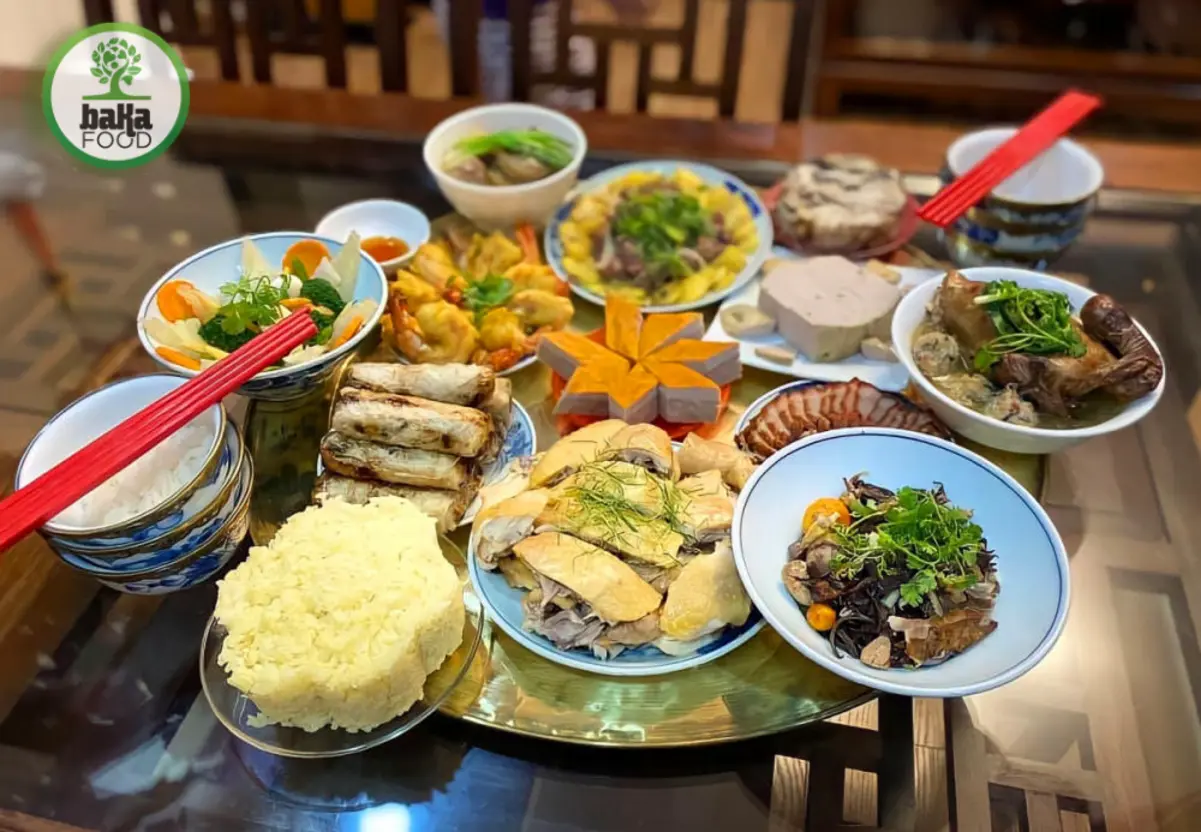 Cỗ quê miền Nam đại diện cho mâm cơm giản dị, gắn kết yêu thương gia đình
