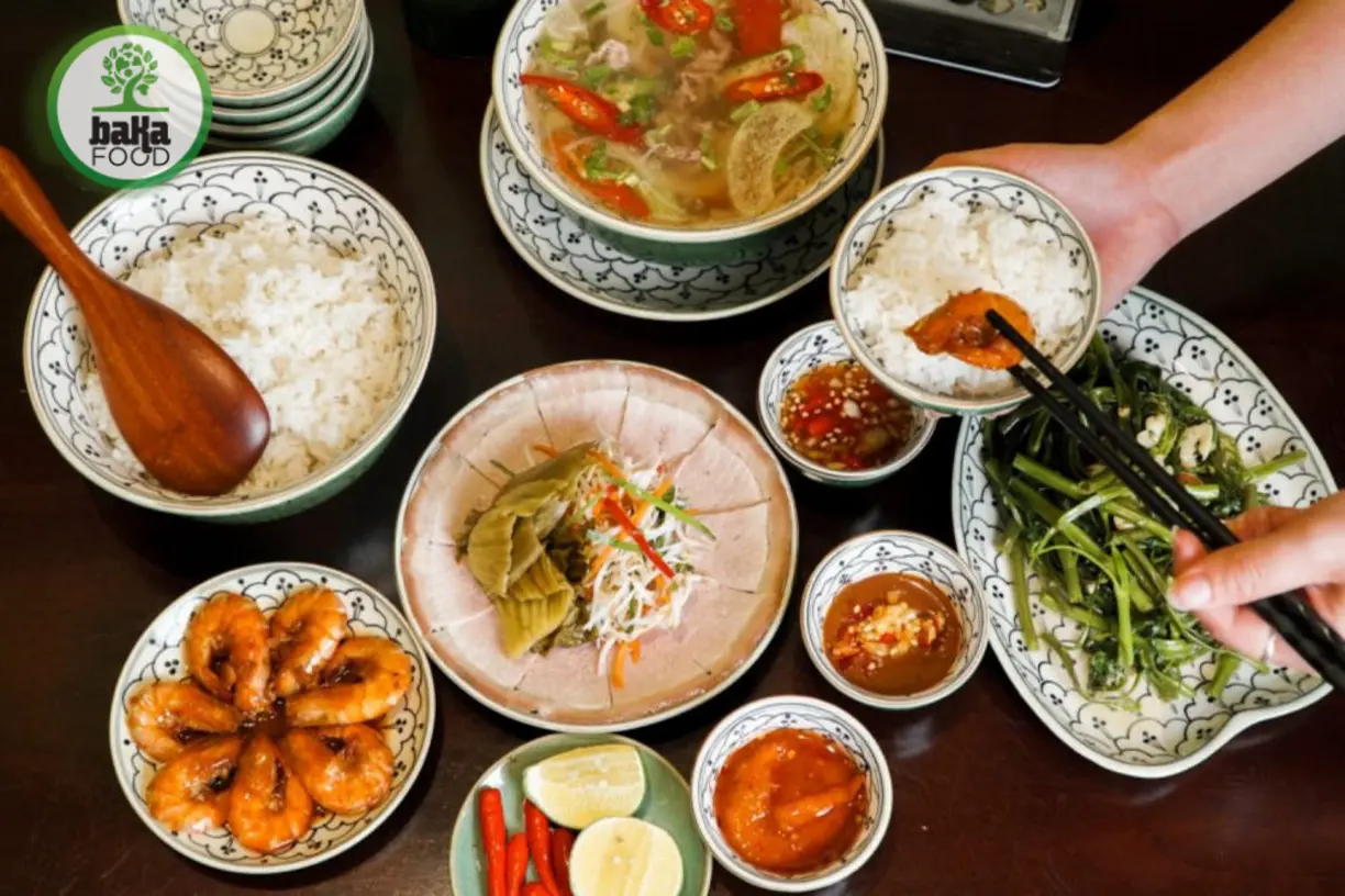 Mâm đồ ăn ngày thường ưu tiên tiện lợi, dễ nấu nhưng vẫn đảm bảo vị ngon Mâm đồ ăn ngày thường ưu tiên tiện lợi, dễ nấu nhưng vẫn đảm bảo vị ngon