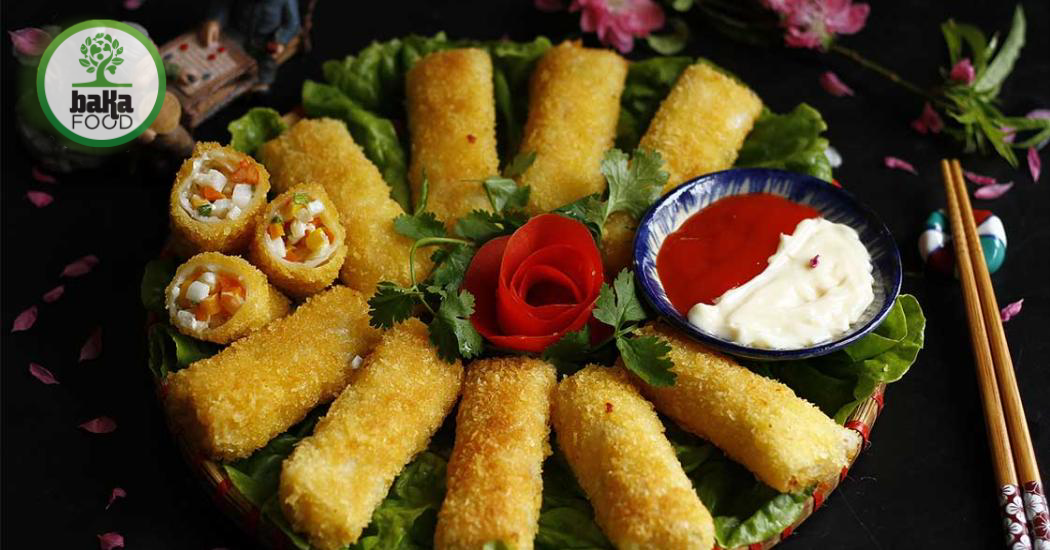 Sơ chế và làm nhân chả giò hải sản