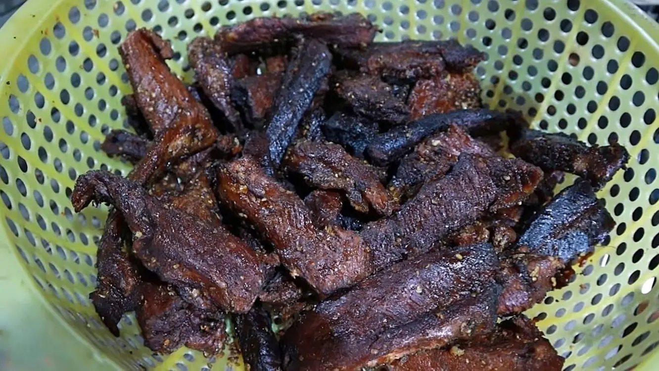 Cách Làm Thịt Heo Phơi Khô Ngon Và Dễ Thực Hiện