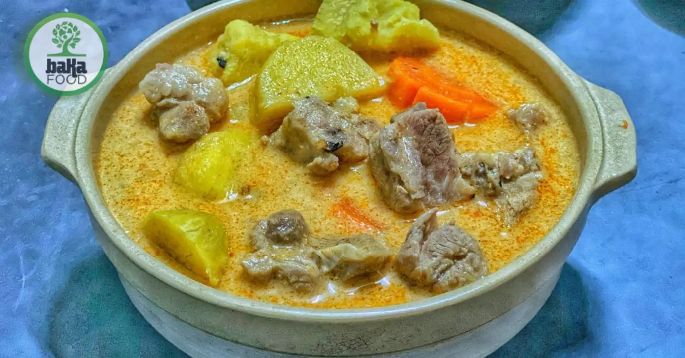 Để có món cà ri thịt heo ngon, cần chọn nguyên liệu tươi, chuẩn và sơ chế đúng cách.